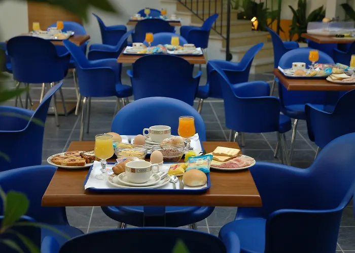 Romagna فندق كاتوليكا