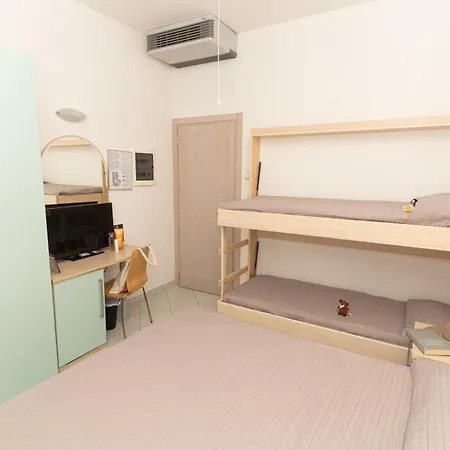 Szálloda Romagna 3*